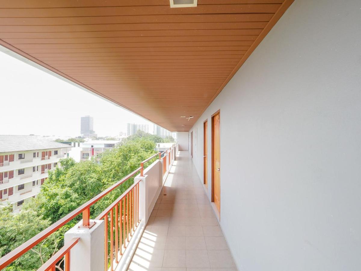 Oyo 75367 Ud Pattaya Hotel Bang Lamung Eksteriør billede