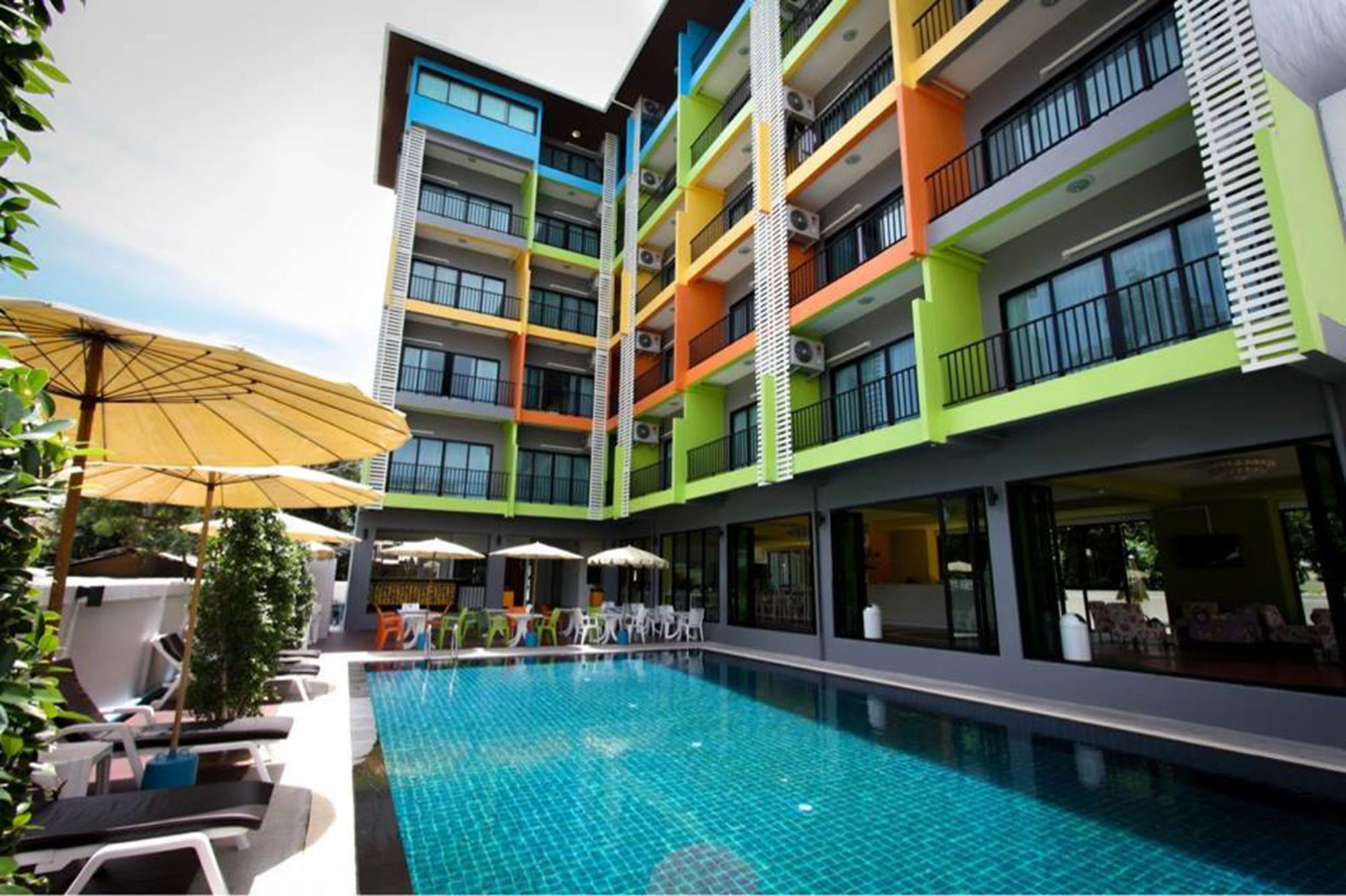 Oyo 75367 Ud Pattaya Hotel Bang Lamung Eksteriør billede