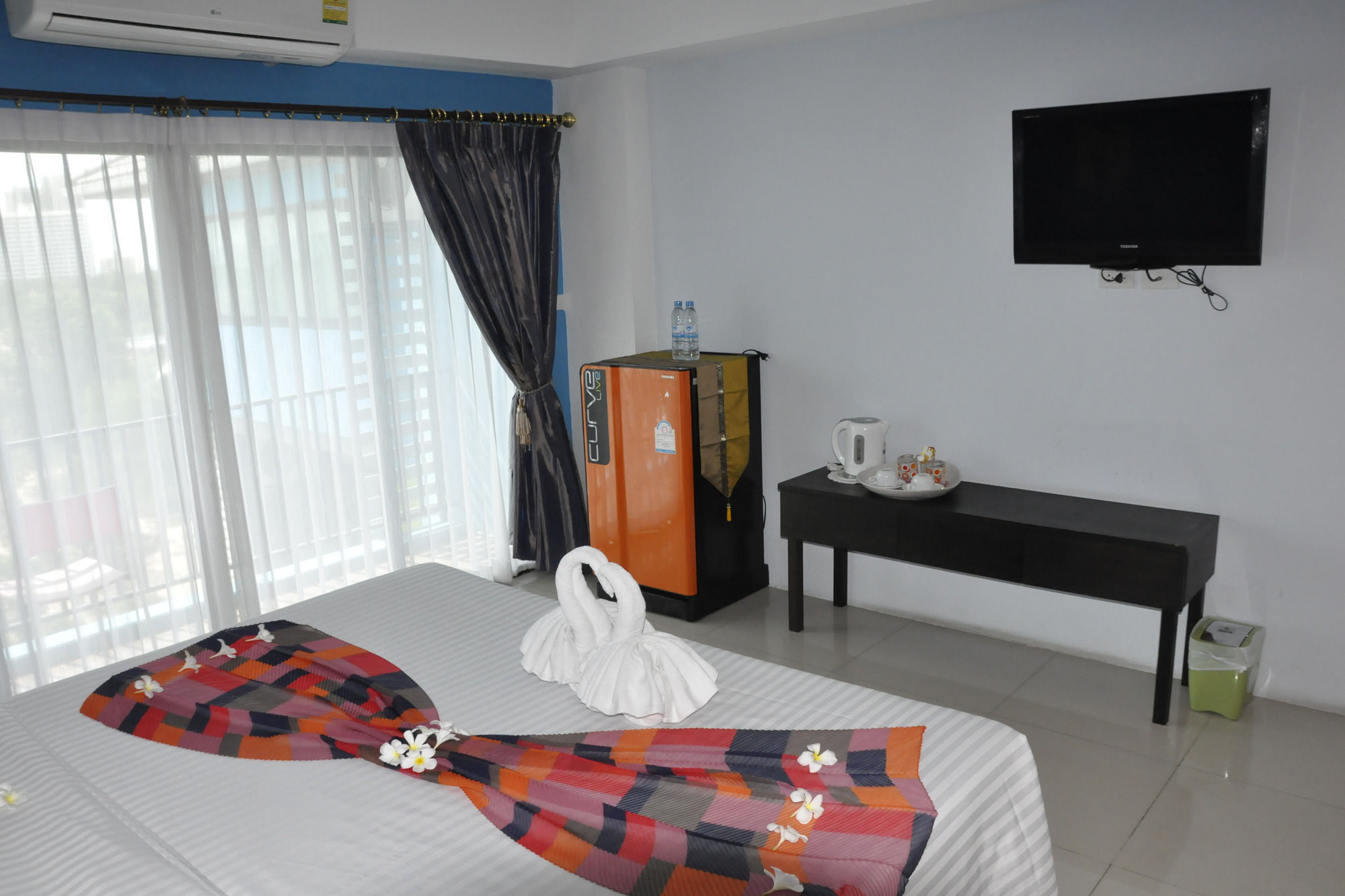 Oyo 75367 Ud Pattaya Hotel Bang Lamung Eksteriør billede
