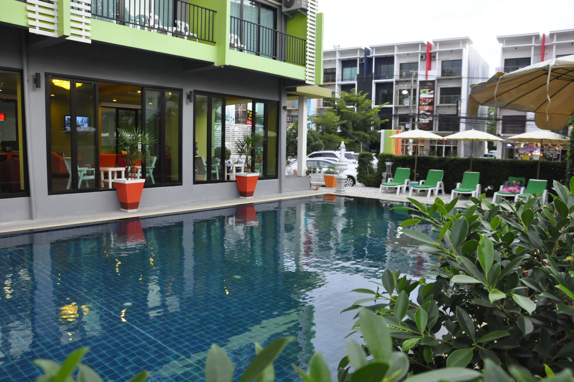 Oyo 75367 Ud Pattaya Hotel Bang Lamung Eksteriør billede